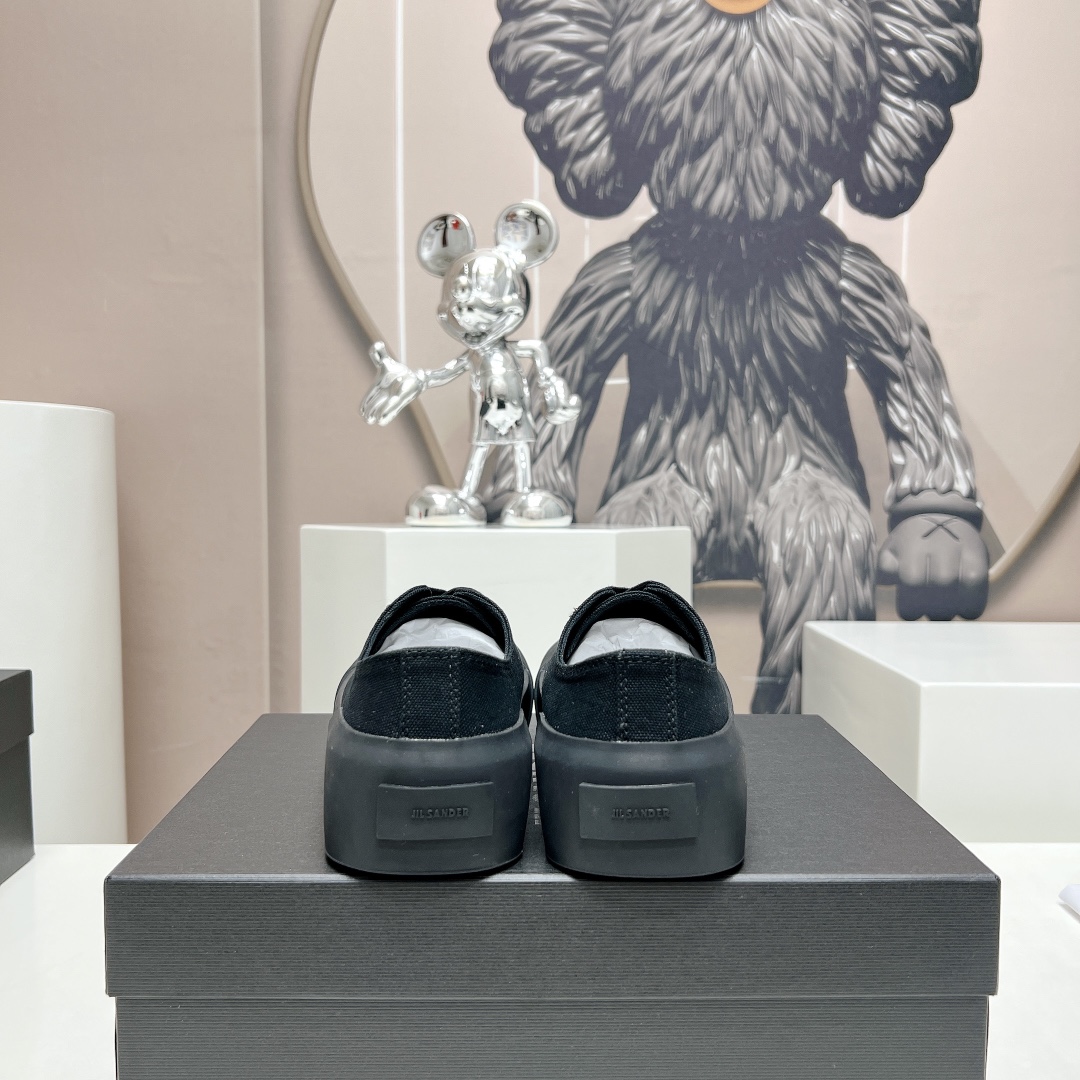 Jill Sander 2023 Leisure Classics Promotion: Stylish Vintage Shoes with Custom Features - 图片 8