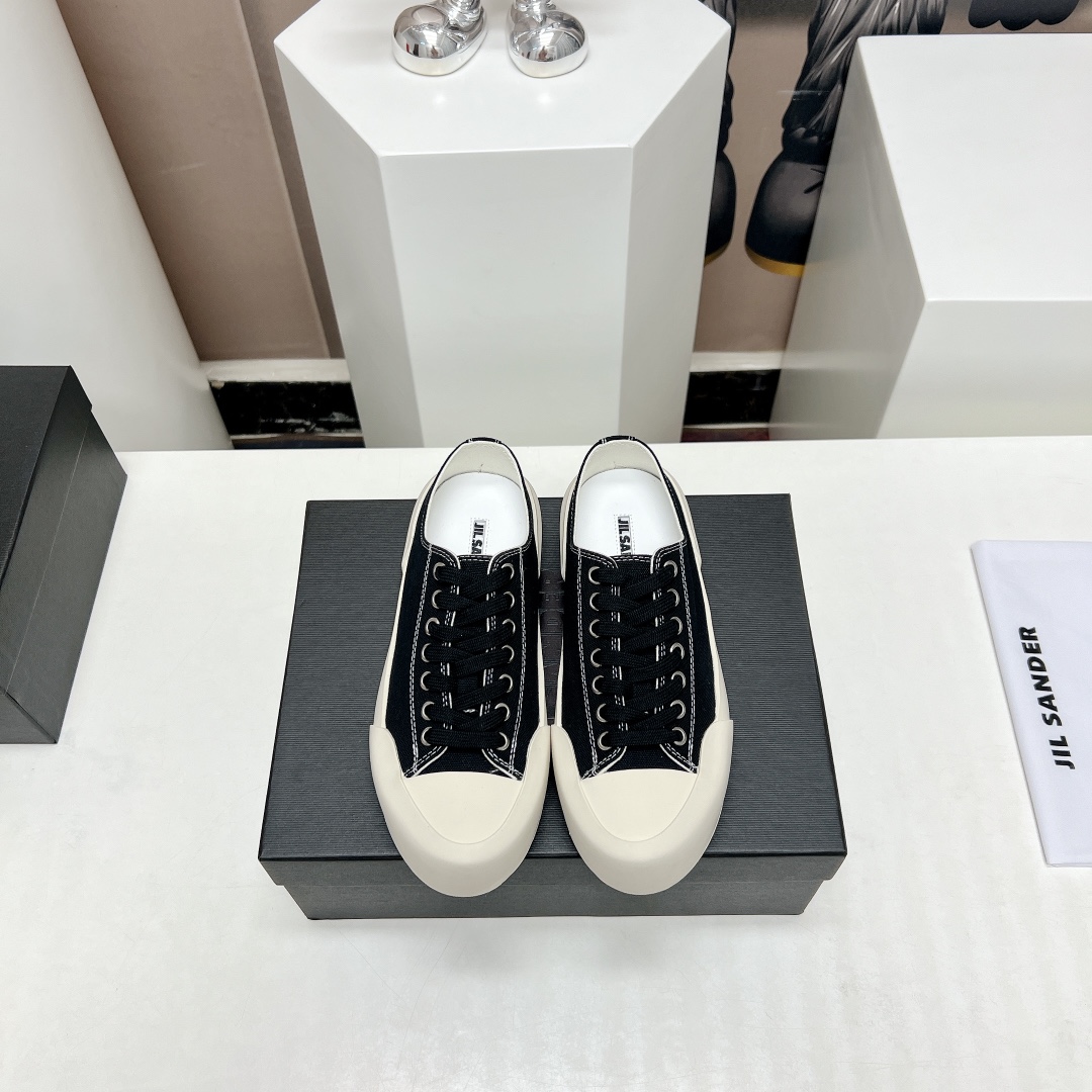 Jill Sander 2023 Leisure Classics Promotion: Vintage Style with Customized Features