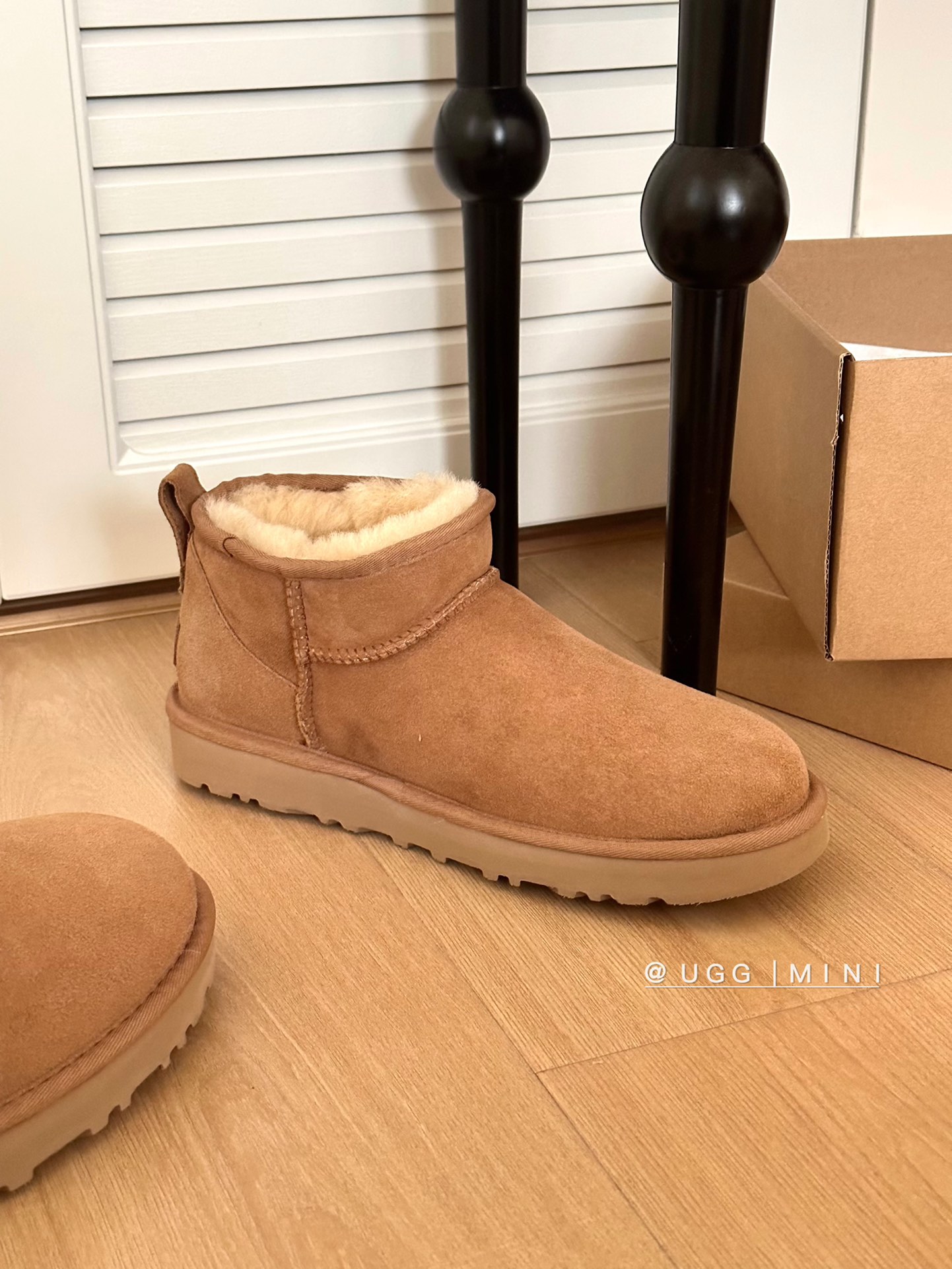 🆕🔜mini～周冬雨｜男款
▪️采用隆丰澳洲进口皮毛一体
▪️防滑.耐磨大底  
size：40-44【