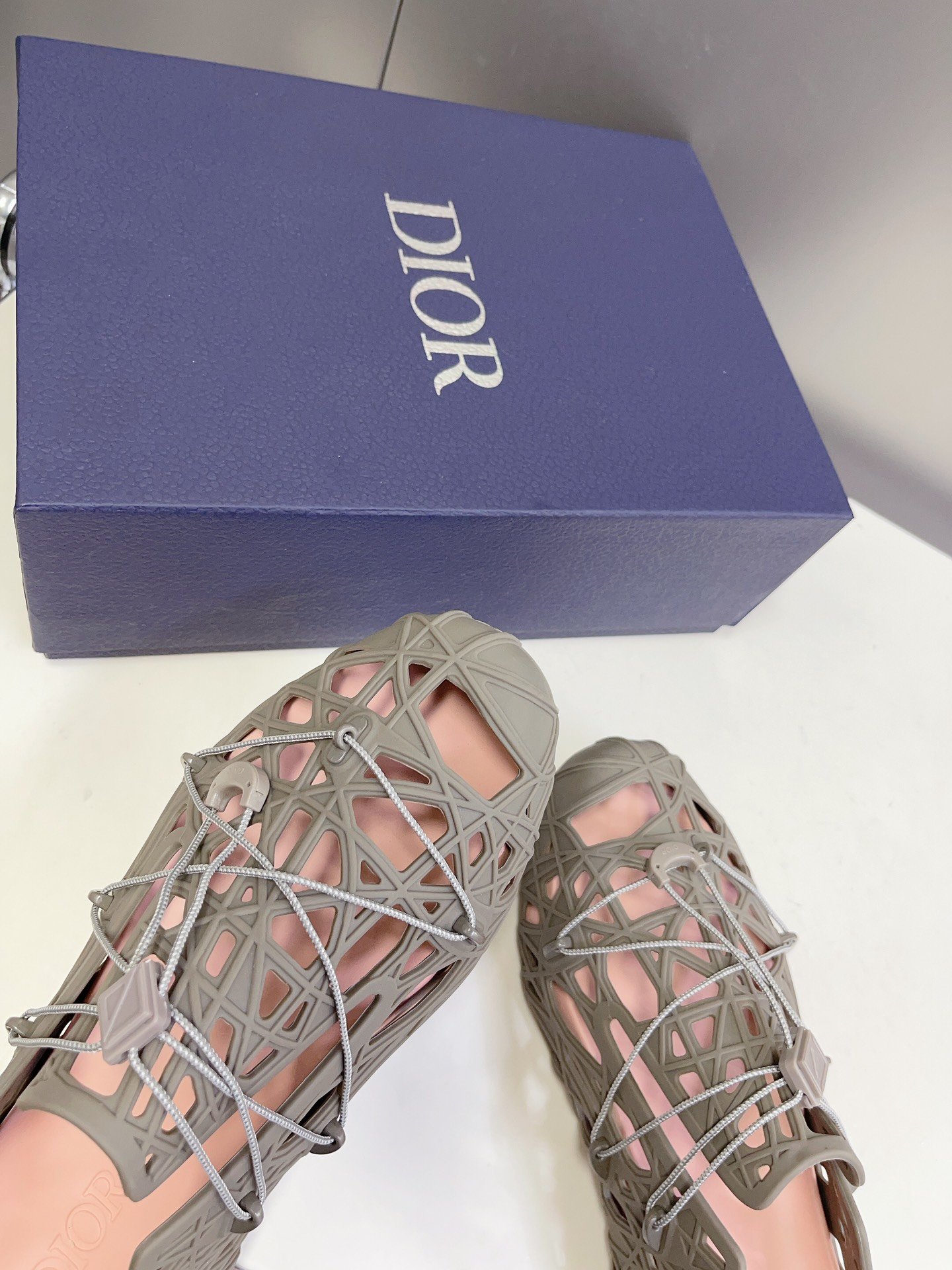 新款DiorWarp凉鞋Summer
