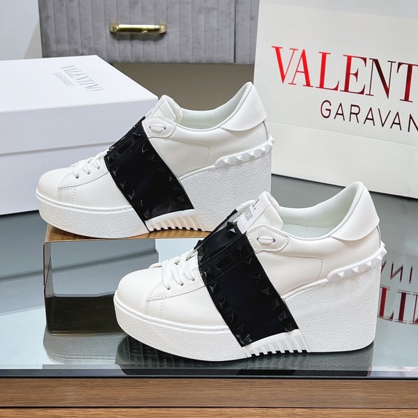 Valentino Sneakers Casual Shoes High Heel Pumps Platform Shoes 2023 AAA Replica Customize Gold Platinum Women Calfskin Cowhide Rubber Ava Casual