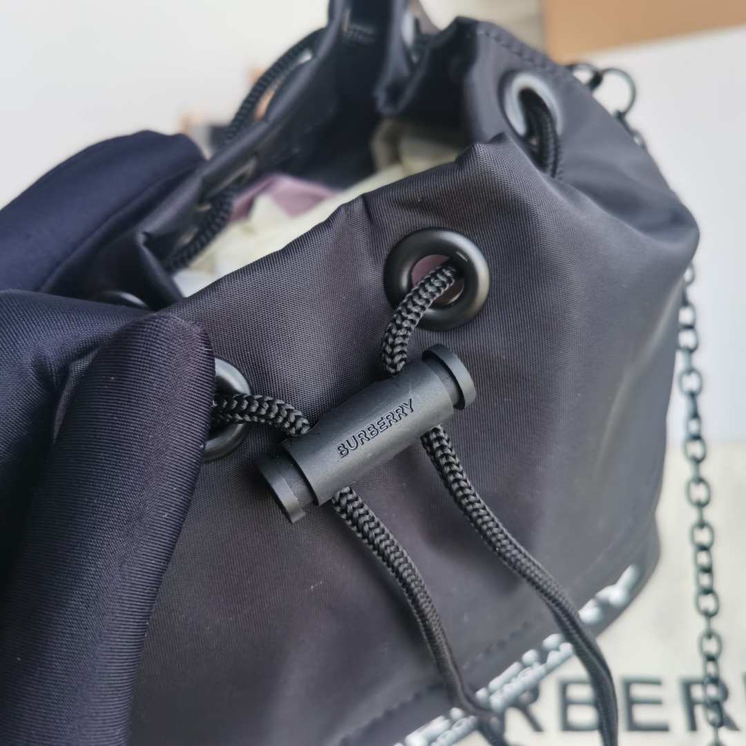 Louis Vuitton Haute Couture Classic Luxury Handbag Shoulder Crossbody 4