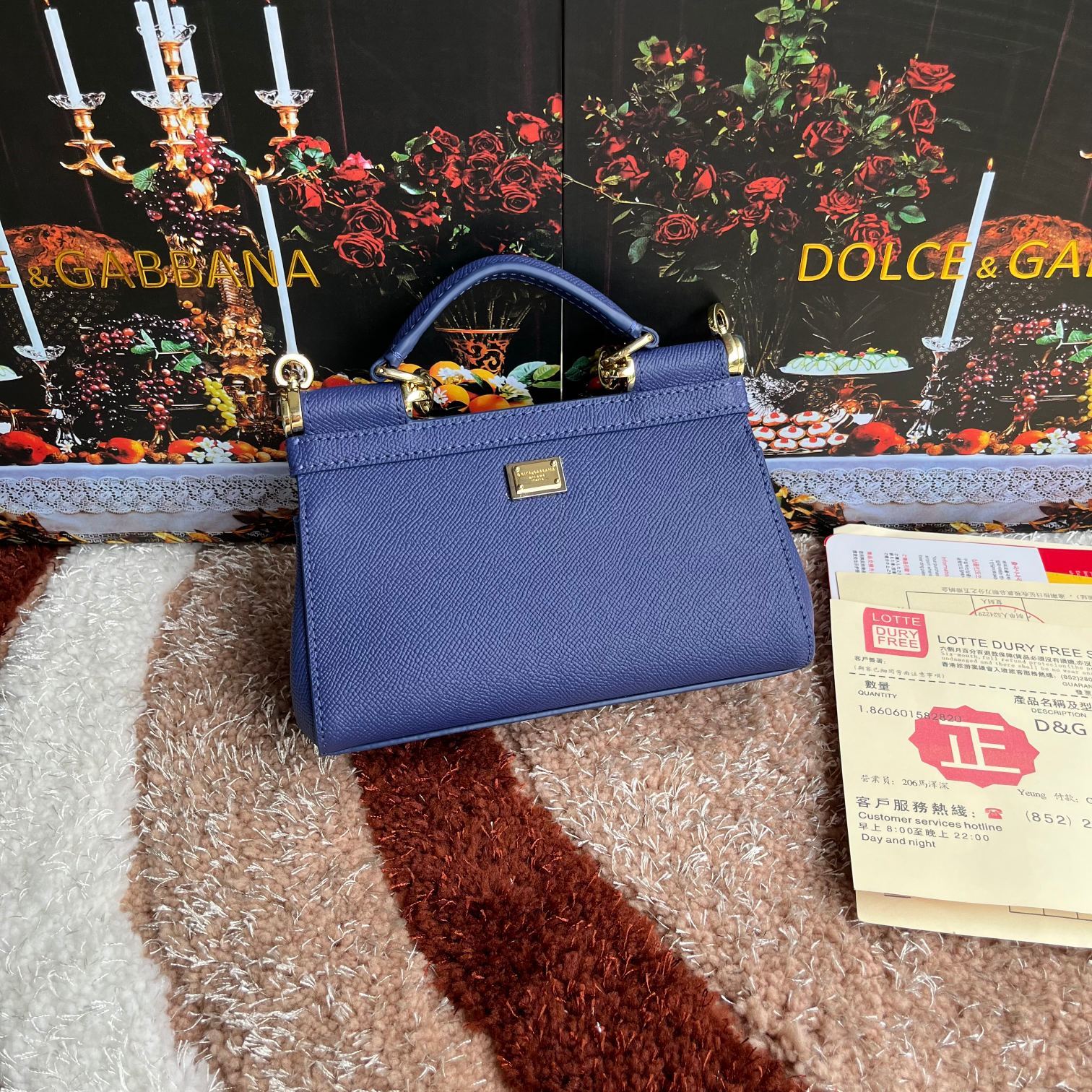 款号4133掌纹高端货Dolce&Gabbana杜嘉班纳时尚界另一款铂金包细腻手工制造经典款纯色百搭众多