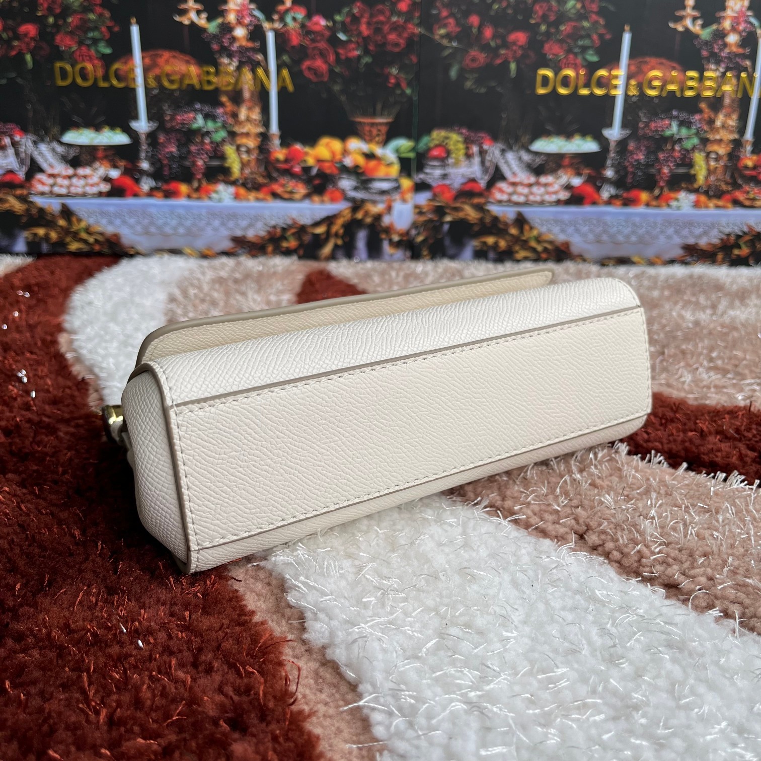 款号4133掌纹高端货Dolce&Gabbana杜嘉班纳时尚界另一款铂金包细腻手工制造经典款纯色百搭众多