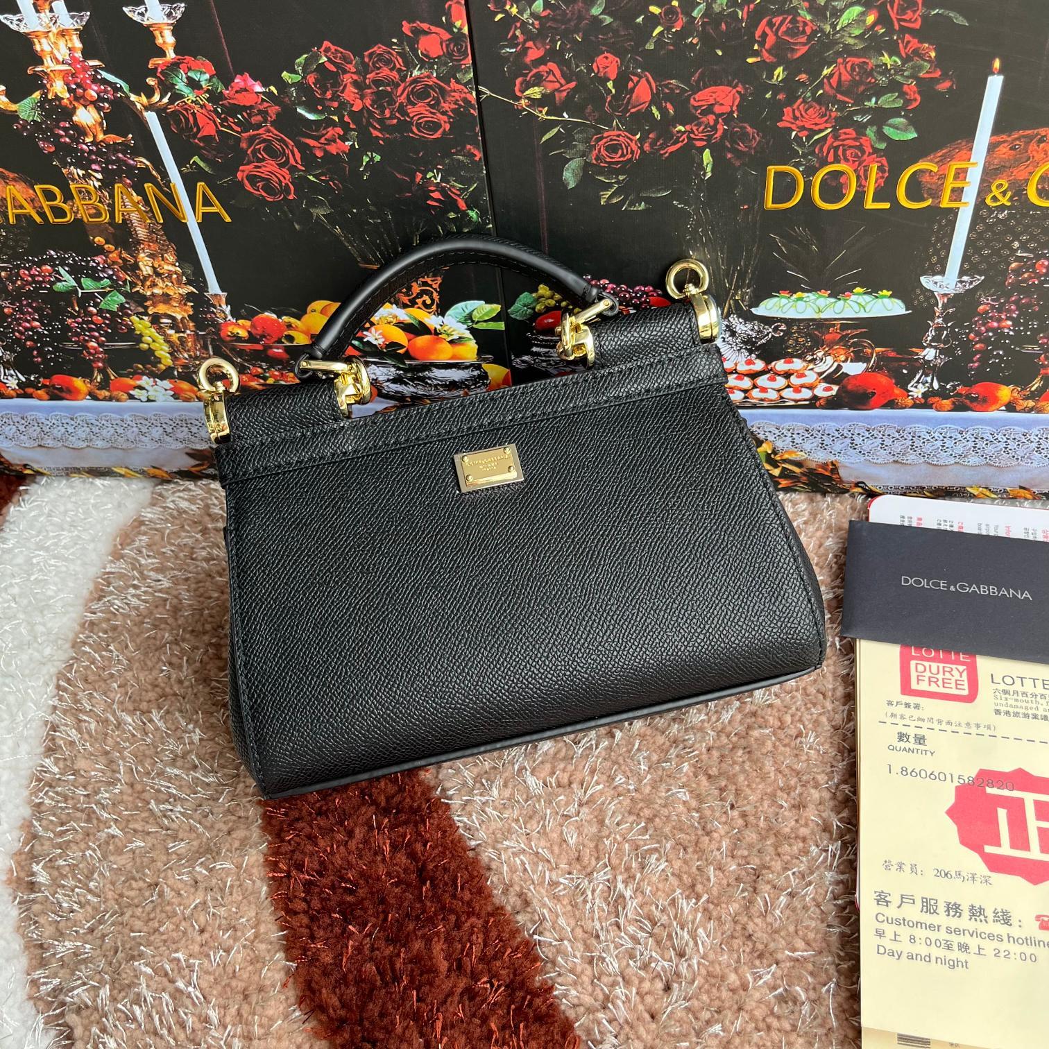 款号4133掌纹高端货Dolce&Gabbana杜嘉班纳时尚界另一款铂金包细腻手工制造经典款纯色百搭众多