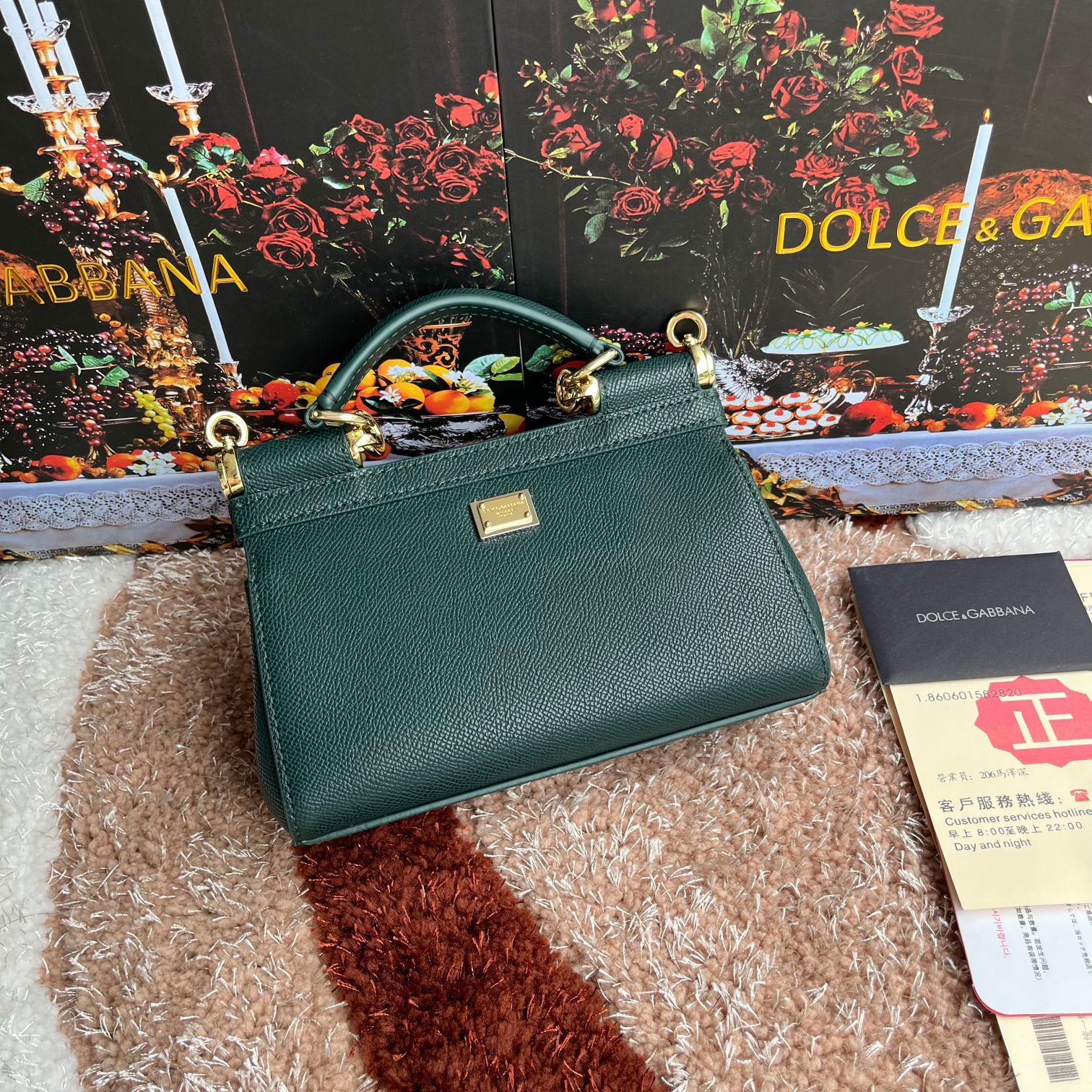 款号4133掌纹高端货Dolce&Gabbana杜嘉班纳时尚界另一款铂金包细腻手工制造经典款纯色百搭众多