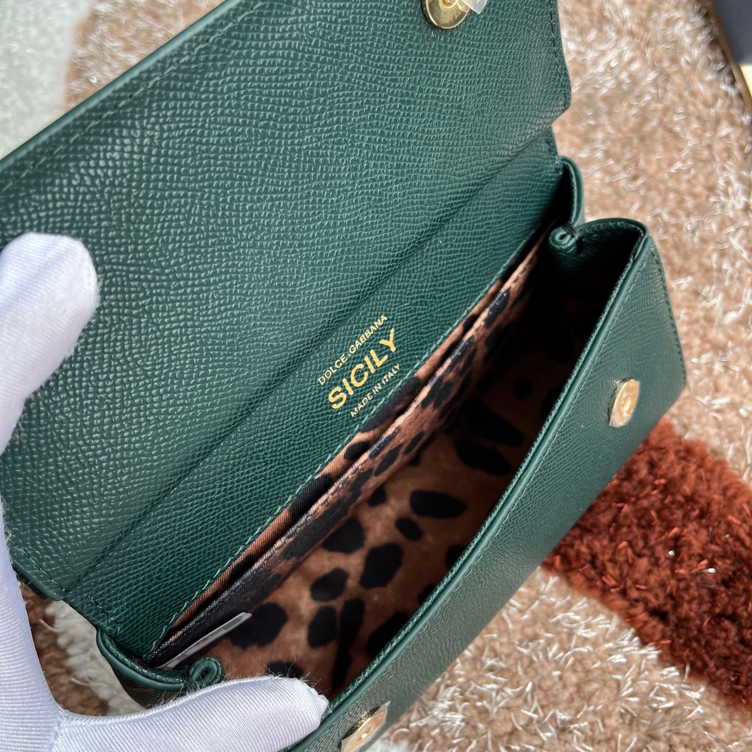 款号4133掌纹高端货Dolce&Gabbana杜嘉班纳时尚界另一款铂金包细腻手工制造经典款纯色百搭众多