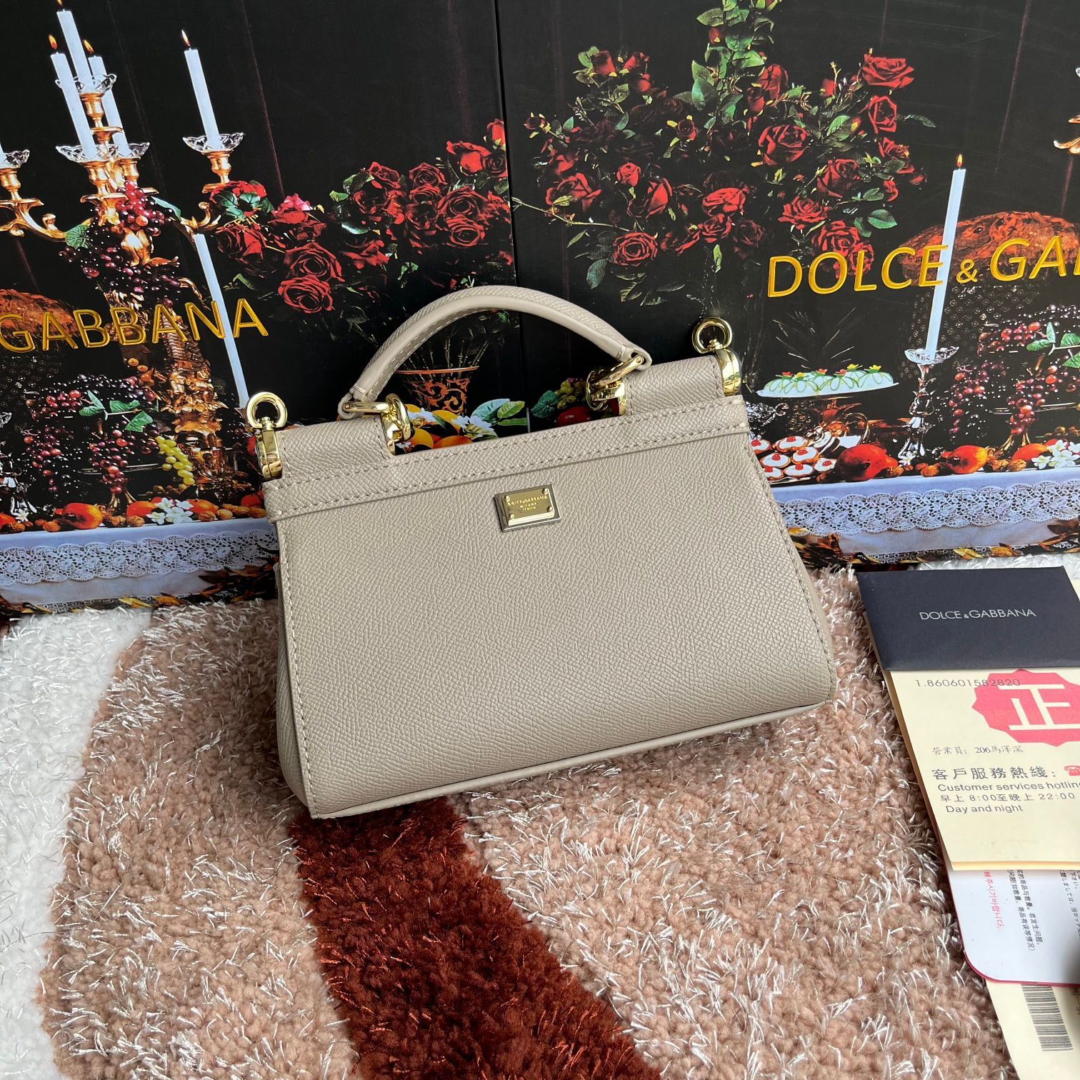款号4133掌纹高端货Dolce&Gabbana杜嘉班纳时尚界另一款铂金包细腻手工制造经典款纯色百搭众多