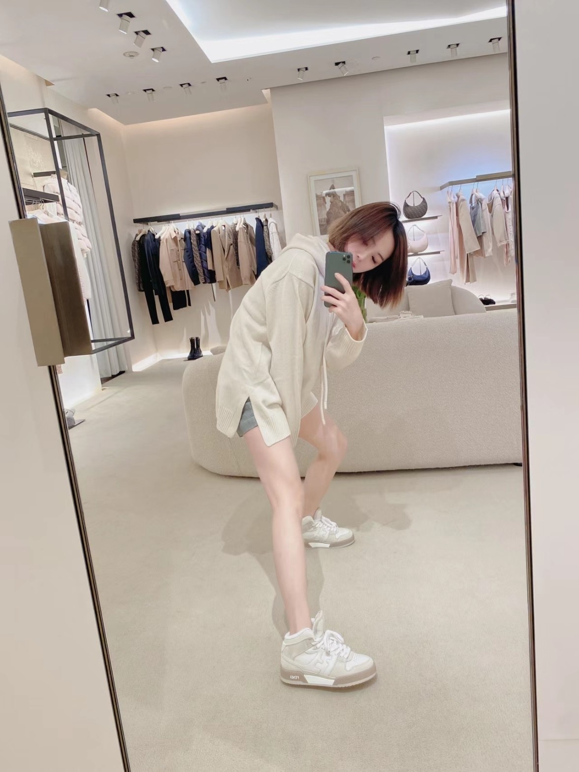 NO:173306,Reference for foot pictures #, casual shoes/sports shoes, sneakers19860909上脚图参考#,休闲鞋/运动鞋,sneakers,Women's Shoes