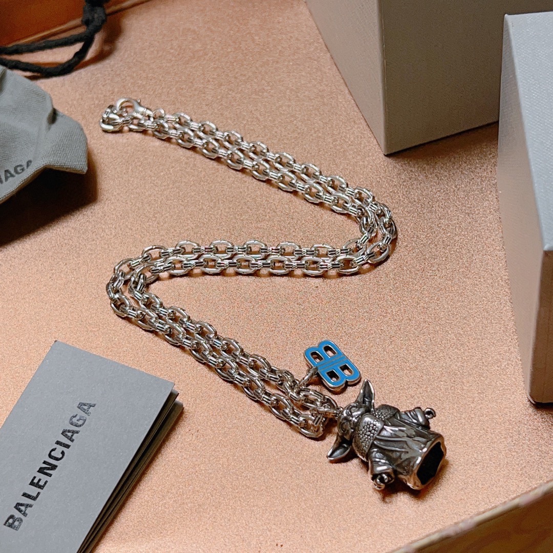 批150原单货🔹🔹新品 巴黎世家项链 Balenciaga 新款项链🔹专柜一致 细节做工精细 每个细节流程到位 设计工艺精细 火爆款出货 设计独特 复古风格 巴黎世家项链