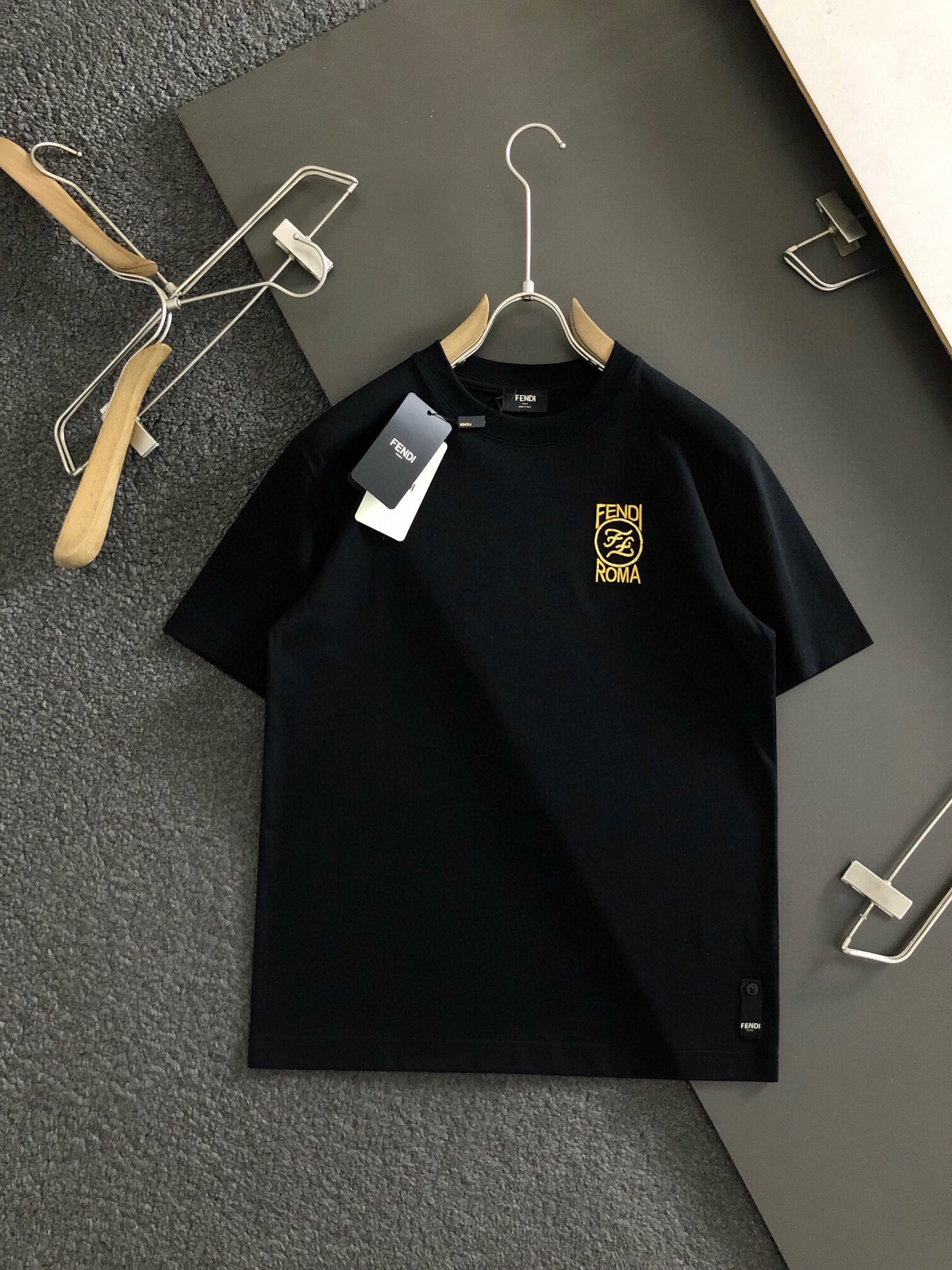 路易威登 Louis Vuitton 高定典藏名品高定成衣时装外套连衣裙衬衫T恤 #2A0E6FEF 2