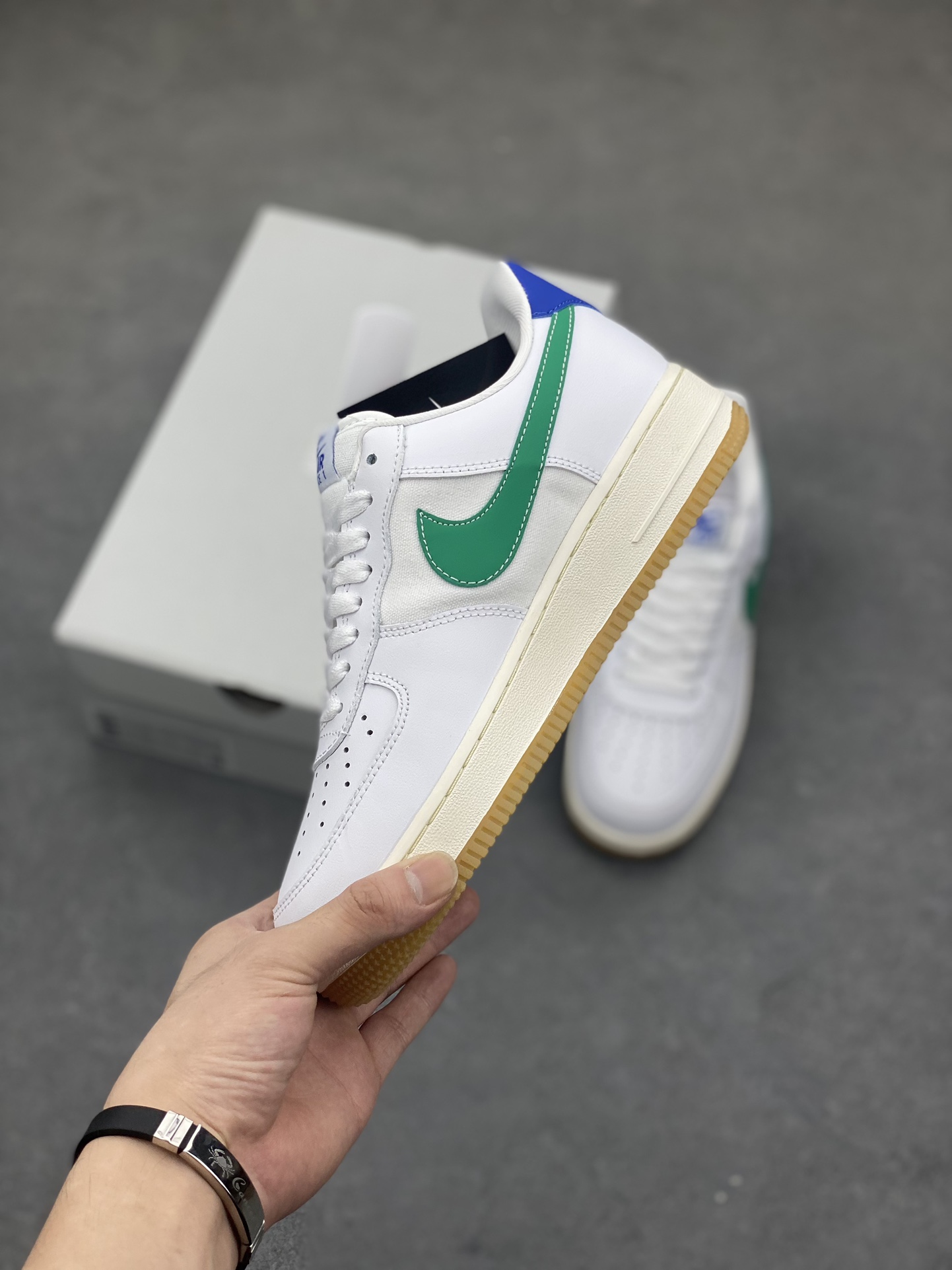 Nike Air Force 1 '07 White/Noble Red Leather Low-Top Classic Sneakers 4 i1690060349 2329 2