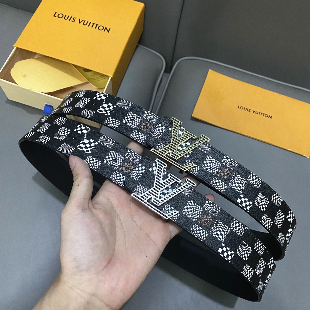 寬40mm驢家新品寬度40mmSS23專櫃在售男士新品腰帶採用雙拼色視覺效果意大利進口小牛皮飾有精巧的字