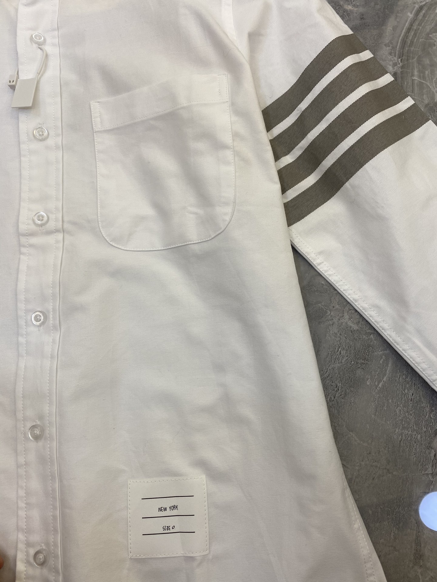 “P552 Original Hard-Core Women’s Suit with Packaged TB Classic Gray-Bar Shirt” - 图片 2