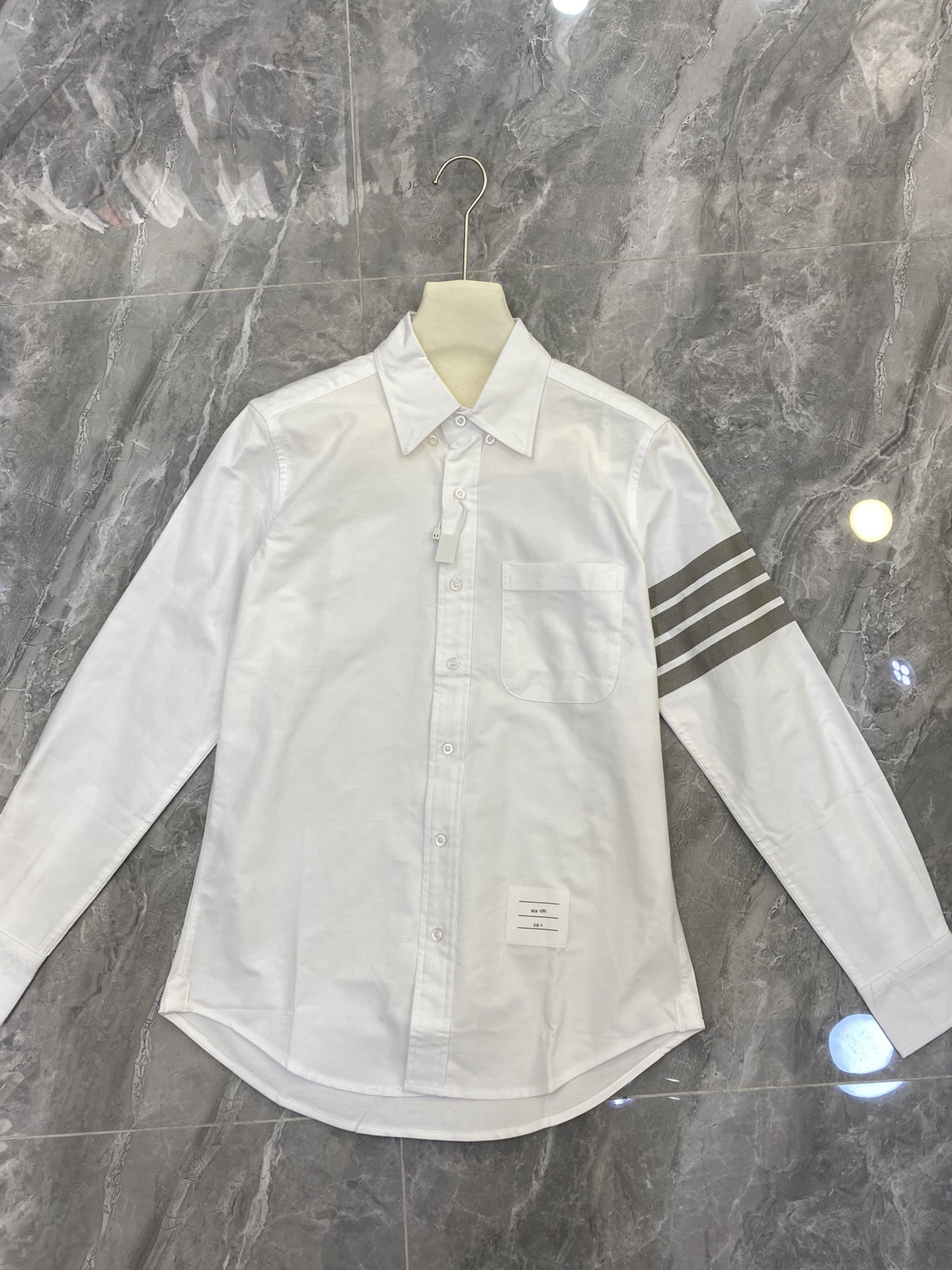 “P552 Original Hard-Core Women’s Suit with Packaged TB Classic Gray-Bar Shirt”