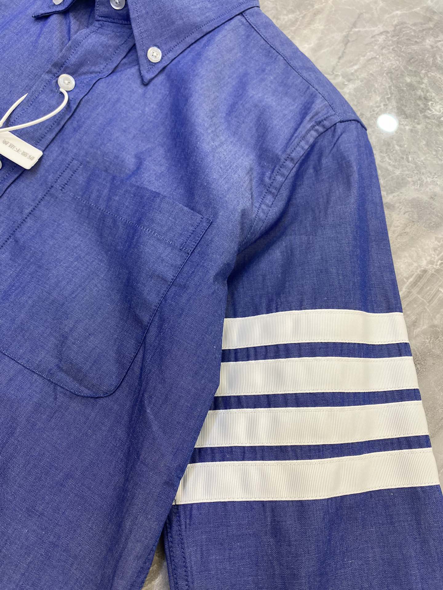 “High-Quality Female Suit with T.B. Bar Shirt in Cowboy Blue Cotton” - 图片 2