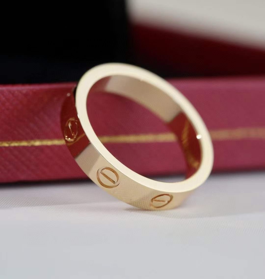 Cartier Cartier/卡地亚 LOVE系‮无列‬钻宽‮戒版‬指