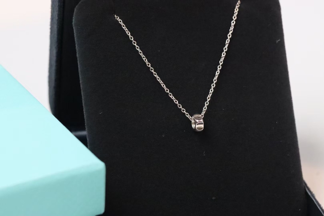Tiffany & Co. Tiffany&Co. 单‮爱钻‬心 锁骨项链 925银