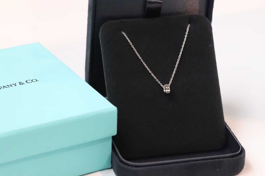 Tiffany & Co. Tiffany&Co. 单‮爱钻‬心 锁骨项链 925银