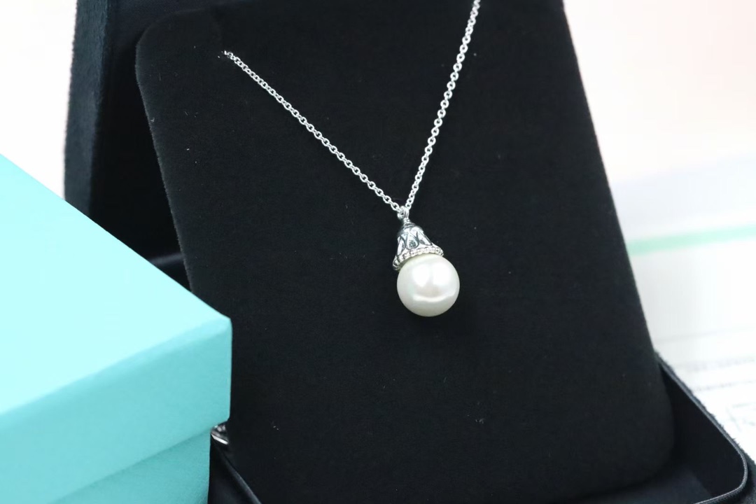 Tiffany & Co. Tiffany&Co. 银‮珍色‬珠 锁骨项链 925银