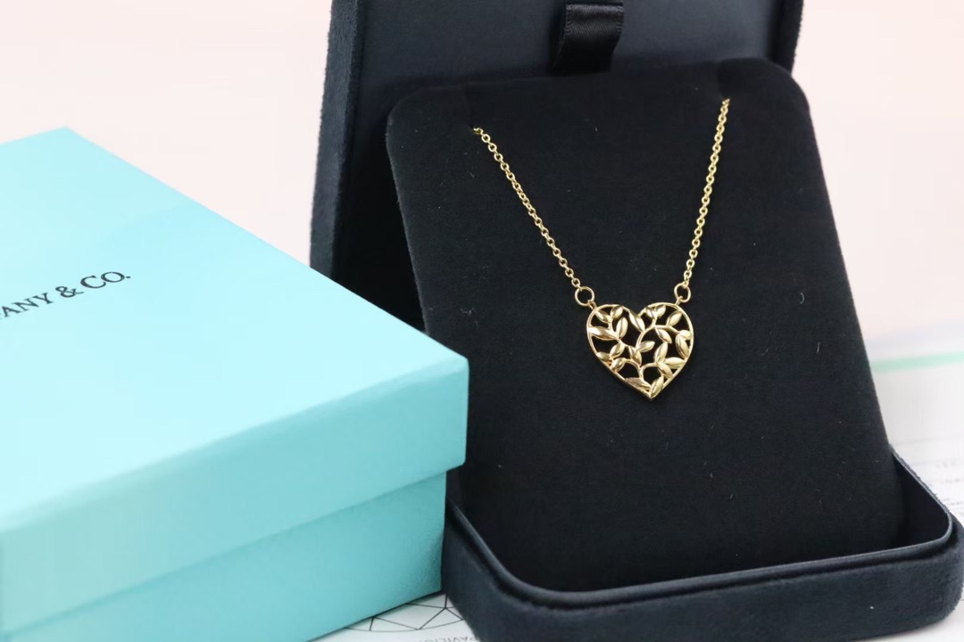 Tiffany & Co. Tiffany&Co. 橄‮叶榄‬爱心 锁‮项骨‬链 925银