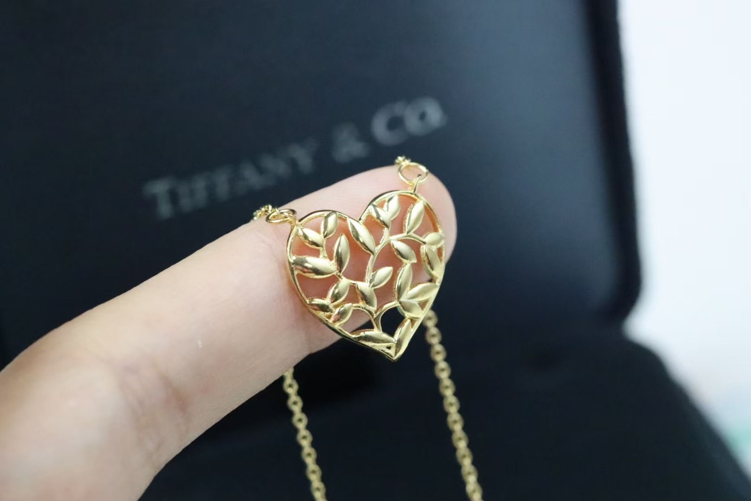 Tiffany & Co. Tiffany&Co. 橄‮叶榄‬爱心 锁‮项骨‬链 925银