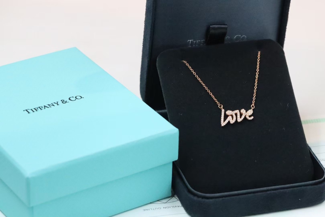 Tiffany & Co. Tiffany&Co. 满钻love字母 锁‮项骨‬链 925银