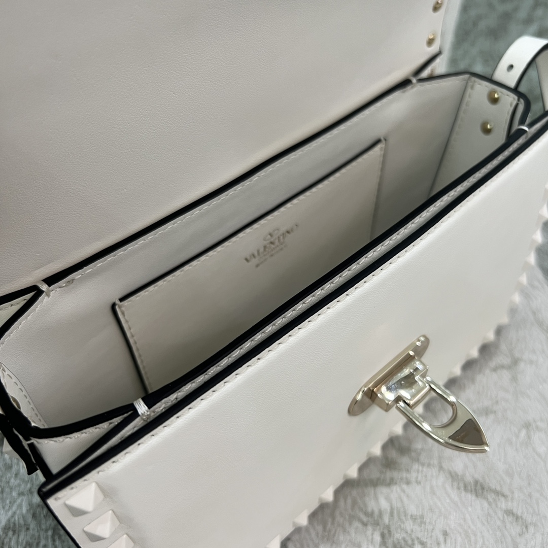 Celine Luxury Handbag Collection 7