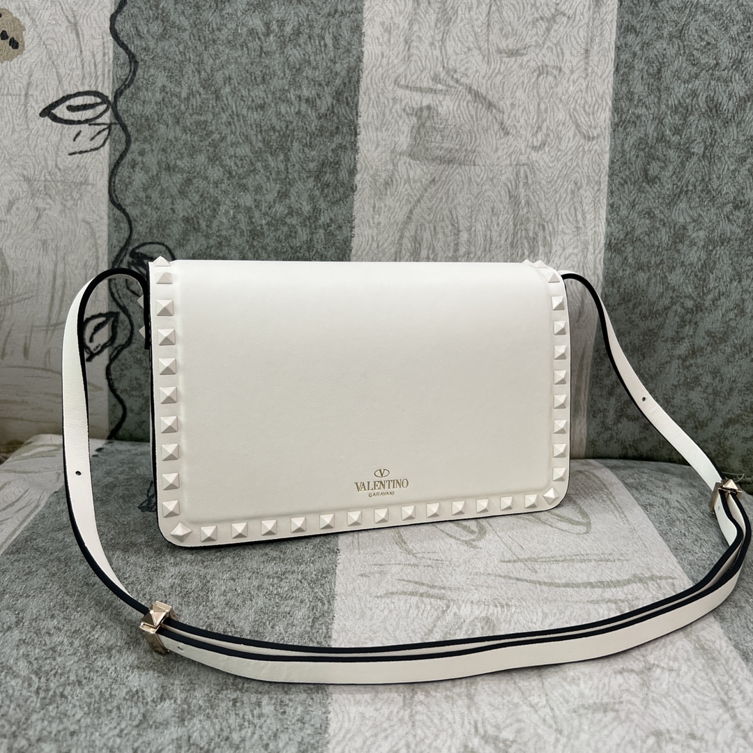 Celine Luxury Handbag Collection 4