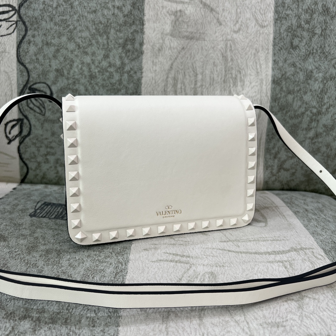 Celine Luxury Handbag Collection 4