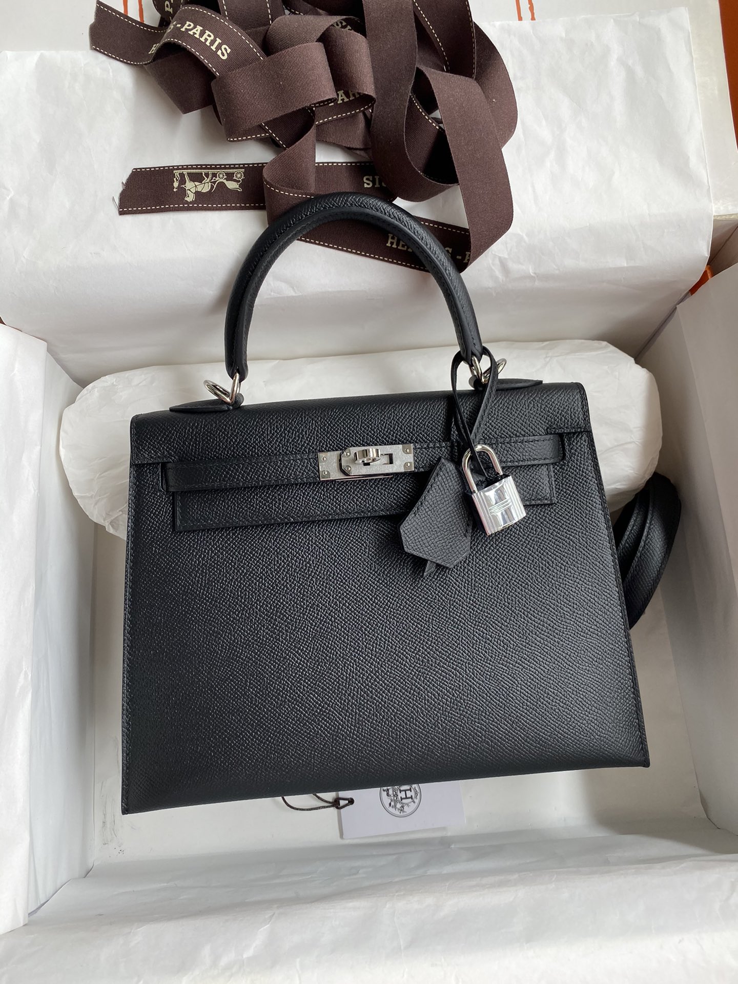Cosido a mano👉Kelly 25cm piel Epsom importada negro hebilla plateada