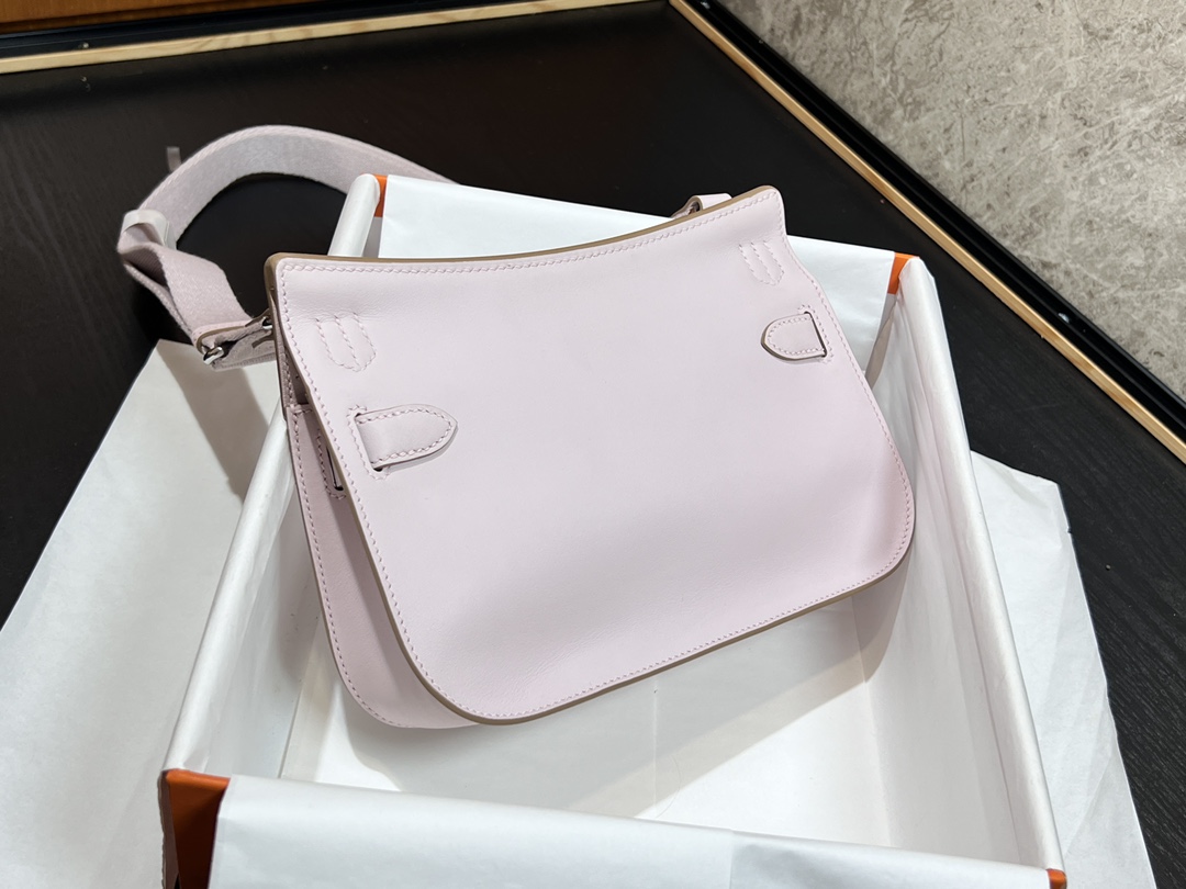 Hermès Mini Jypsiere 22cm Swift Leather Bag with Canvas Strap 4 i1690105314 1337 3