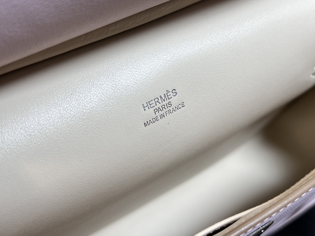 Hermès Mini Jypsiere 22cm Swift Leather Bag with Canvas Strap 9 i1690105314 8393 8