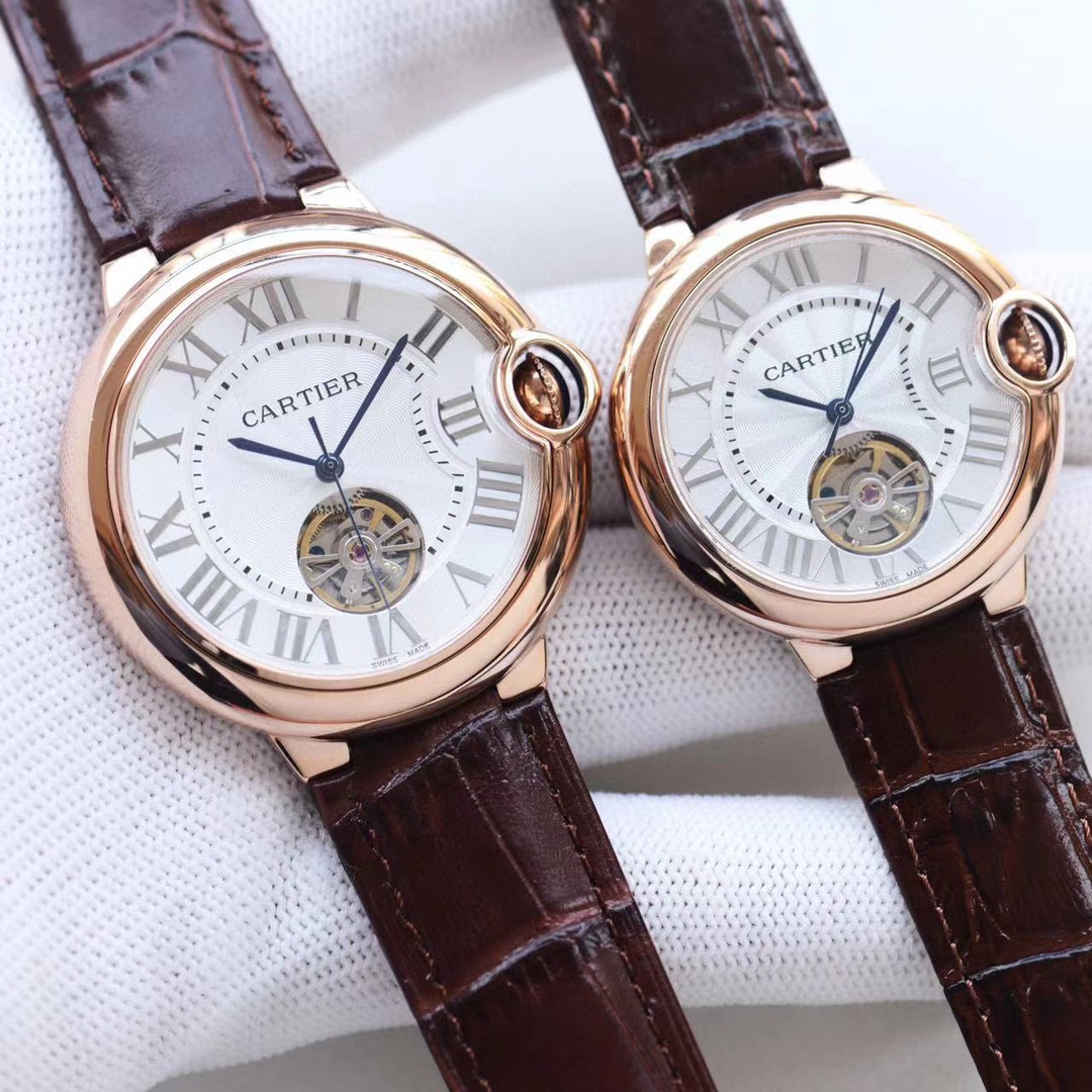 Cartier 全网最新款情侣对表陀飞轮：尺寸42mm36mm卡地亚-Cartier蓝气球飞轮系列 鱼眼蓝宝石镜面最畅销白罗马钉表盘流露着 唯美