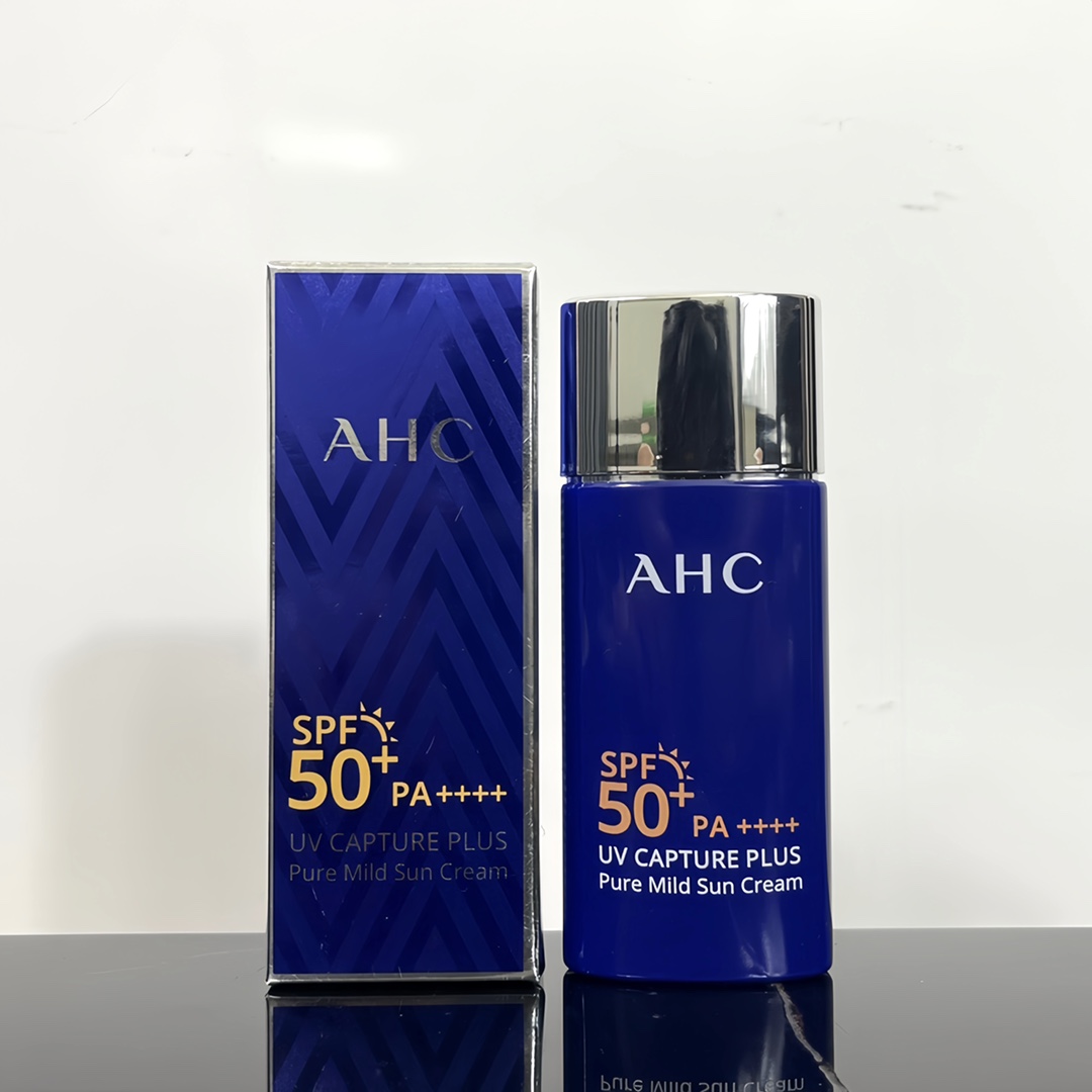 AHC pequeño protector solar azul 50ml! No importa si es adulto o niño, puede usarlo con confianza. Contiene extractos d…