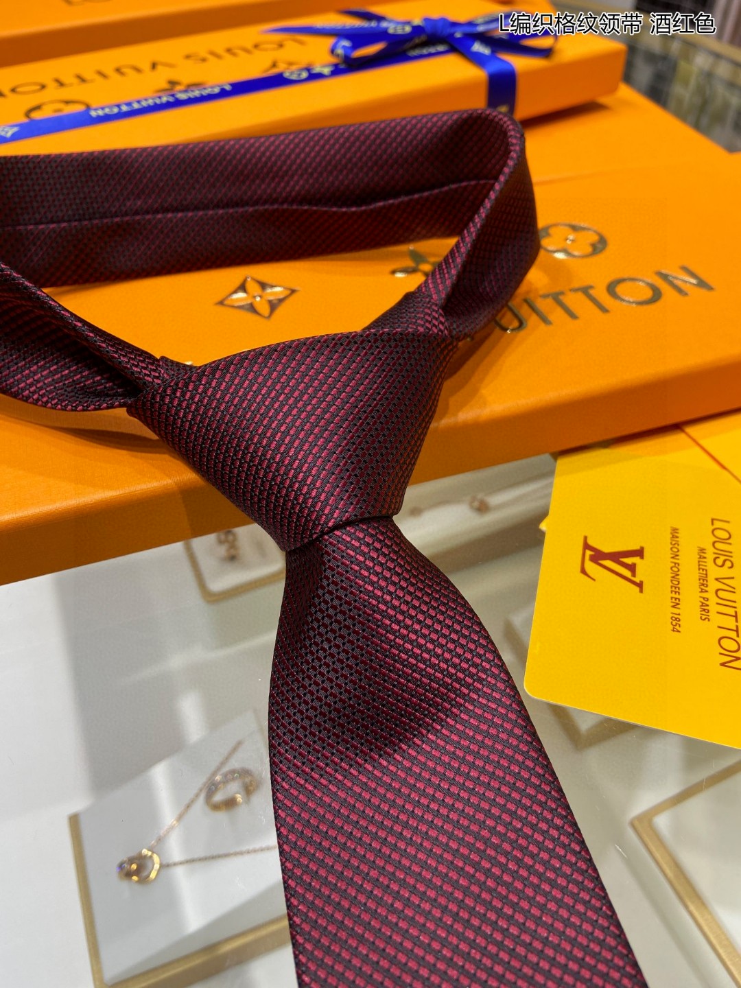 男士领带系列L编织格纹领带稀有展现精