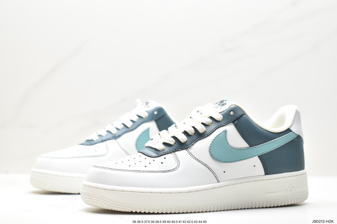 Undefeated x Nike Air Force 1 Low SP 3M original last and cardboard LT0226-301