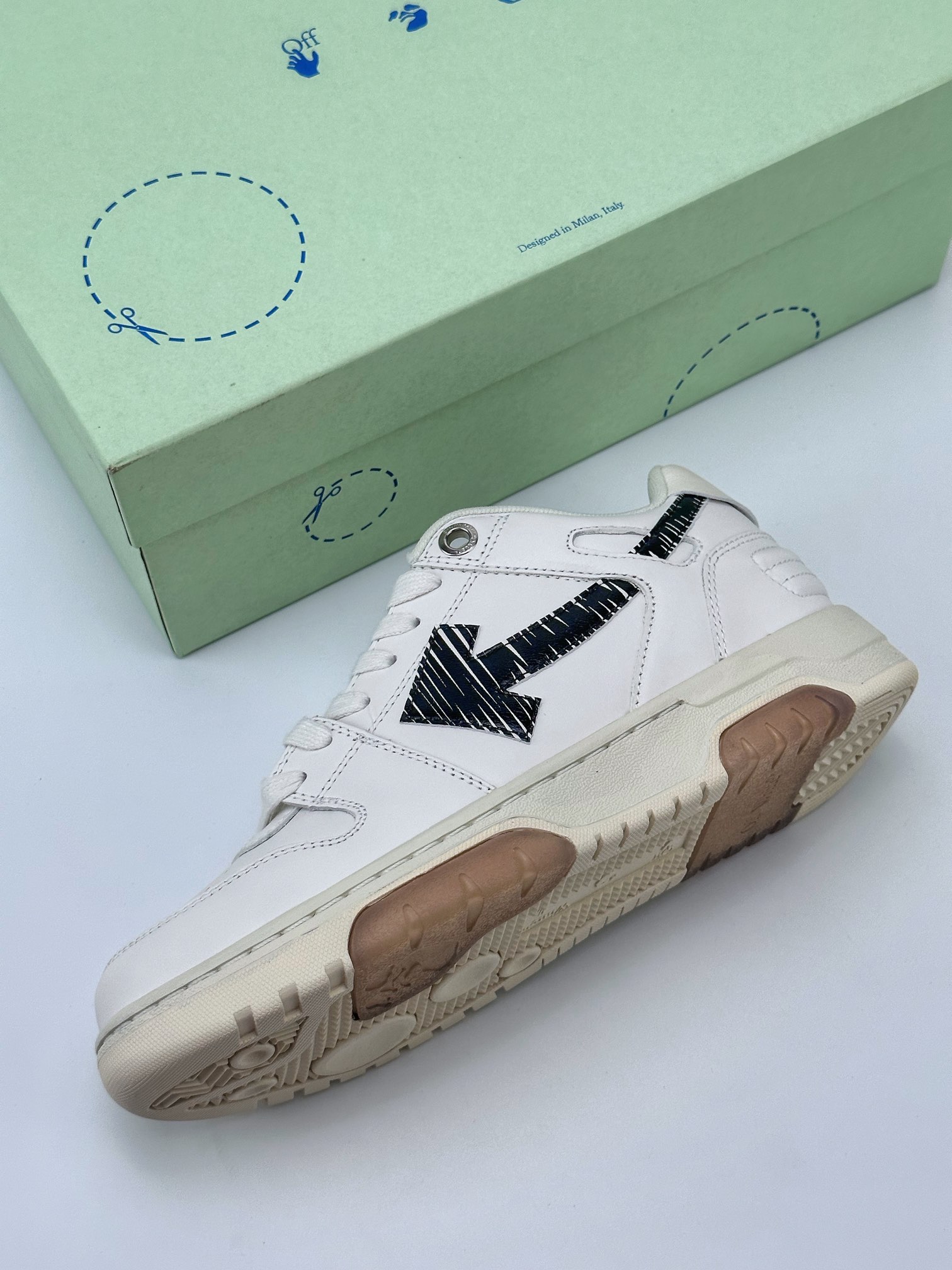 OFF- WHITE Out of Office Graffiti White OMIA189S21LEA0030110