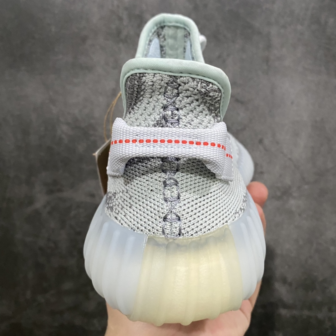 LW version Yeezy350 V2 Combustible Ice Blue B37571