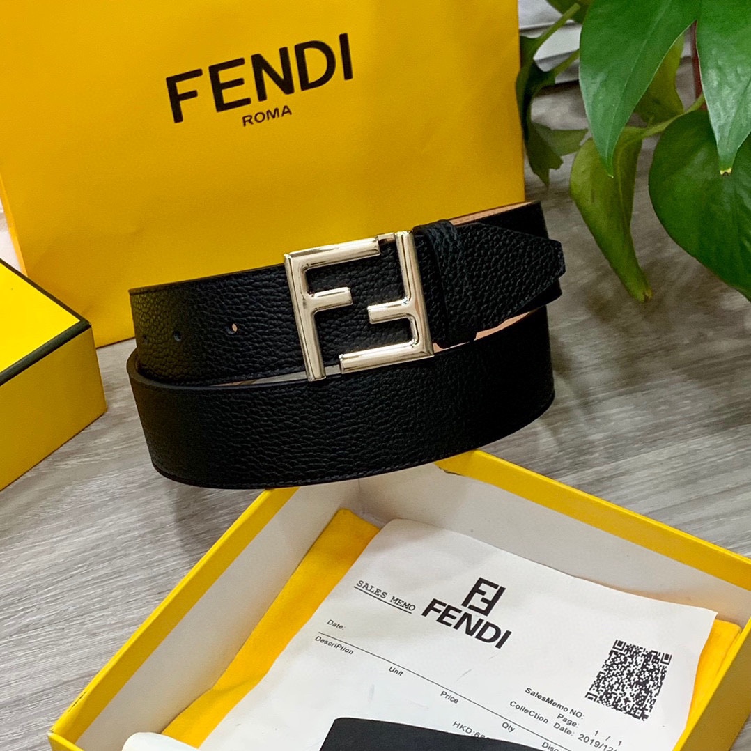 
       FENDI （芬迪）男士时尚休闲腰带 原版荔枝纹面+头层磨砂底 顶级做工，搭配标志FF搭