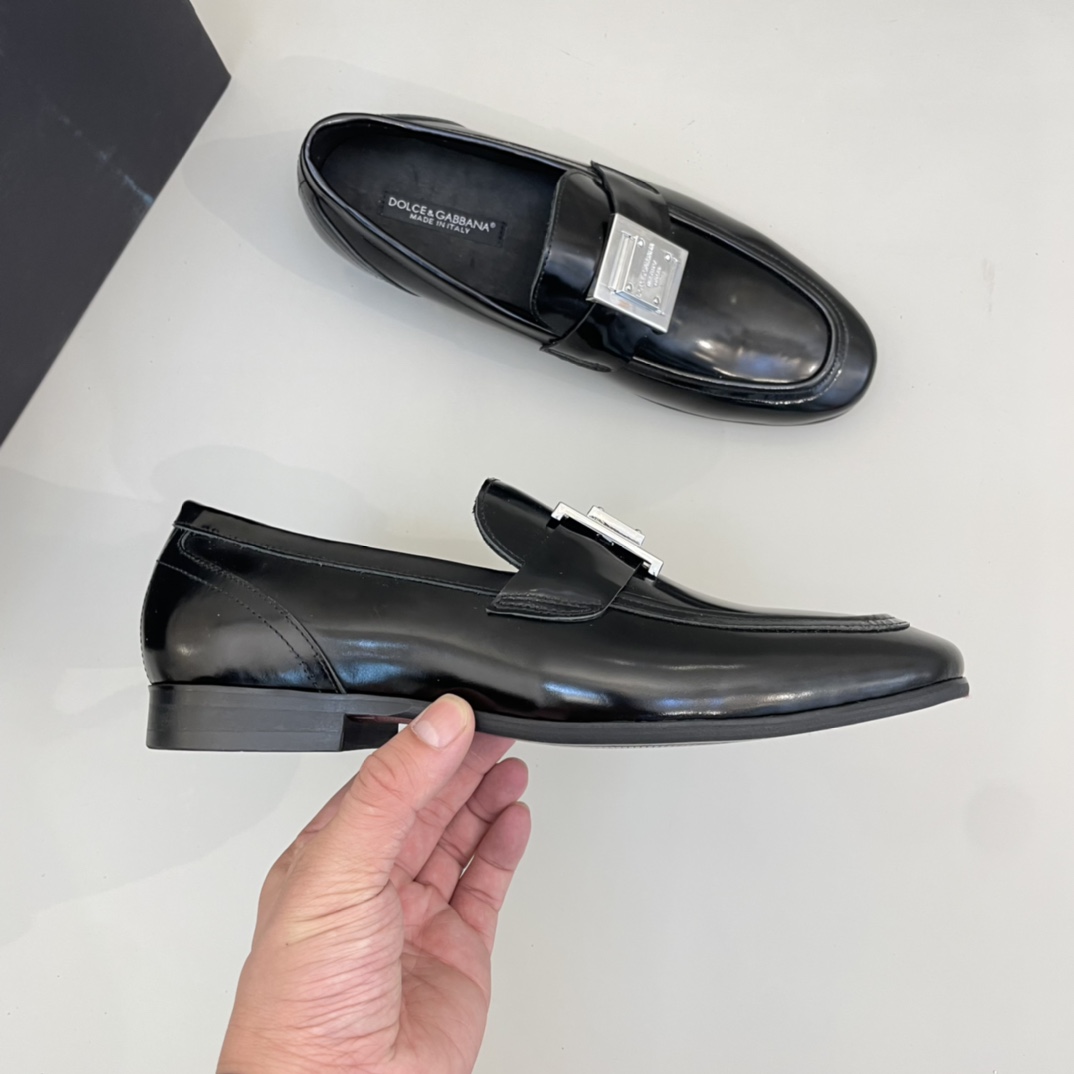 Precio de venta: P220 Forro completo de piel de vacunoMarca: DG* 