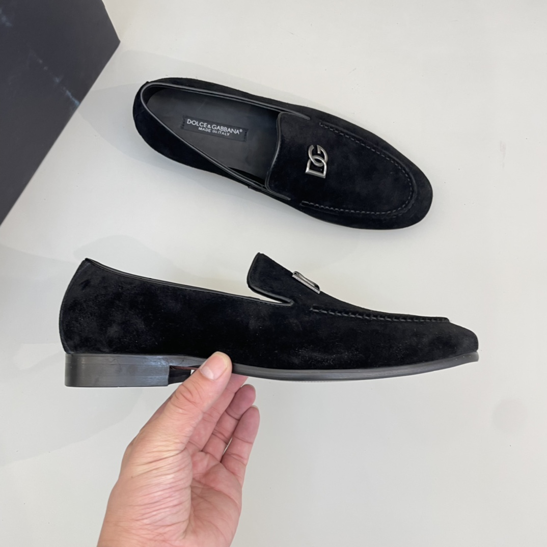 Precio de venta: P220 Forro completo de piel de vacunoMarca: DG* 