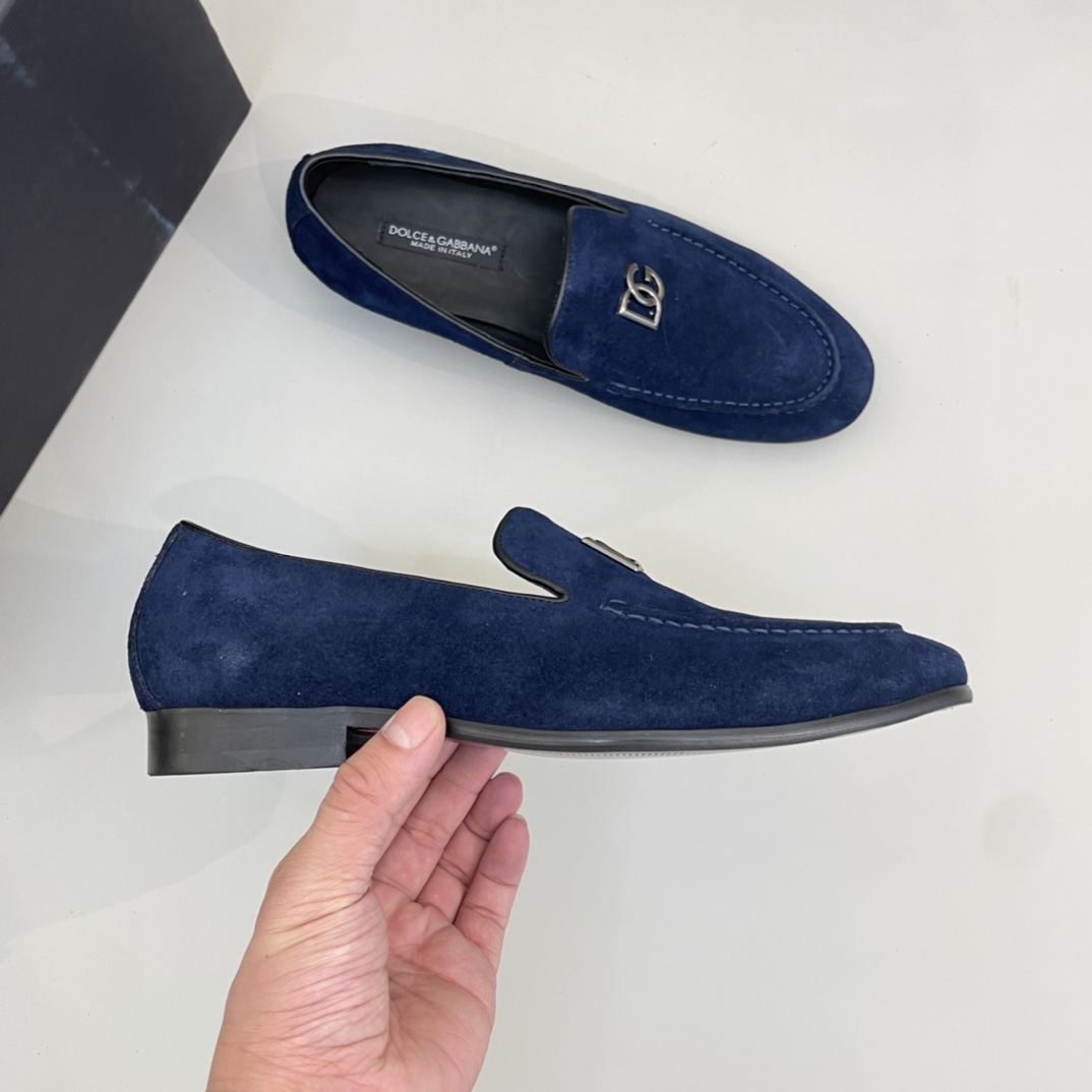 Precio de venta: P220 Forro completo de piel de vacunoMarca: DG* 