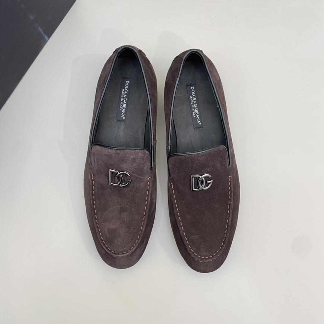 Precio de venta: P220 Forro completo de piel de vacunoMarca: DG* "Dolce & Gabbana*" Zapatos de pielT