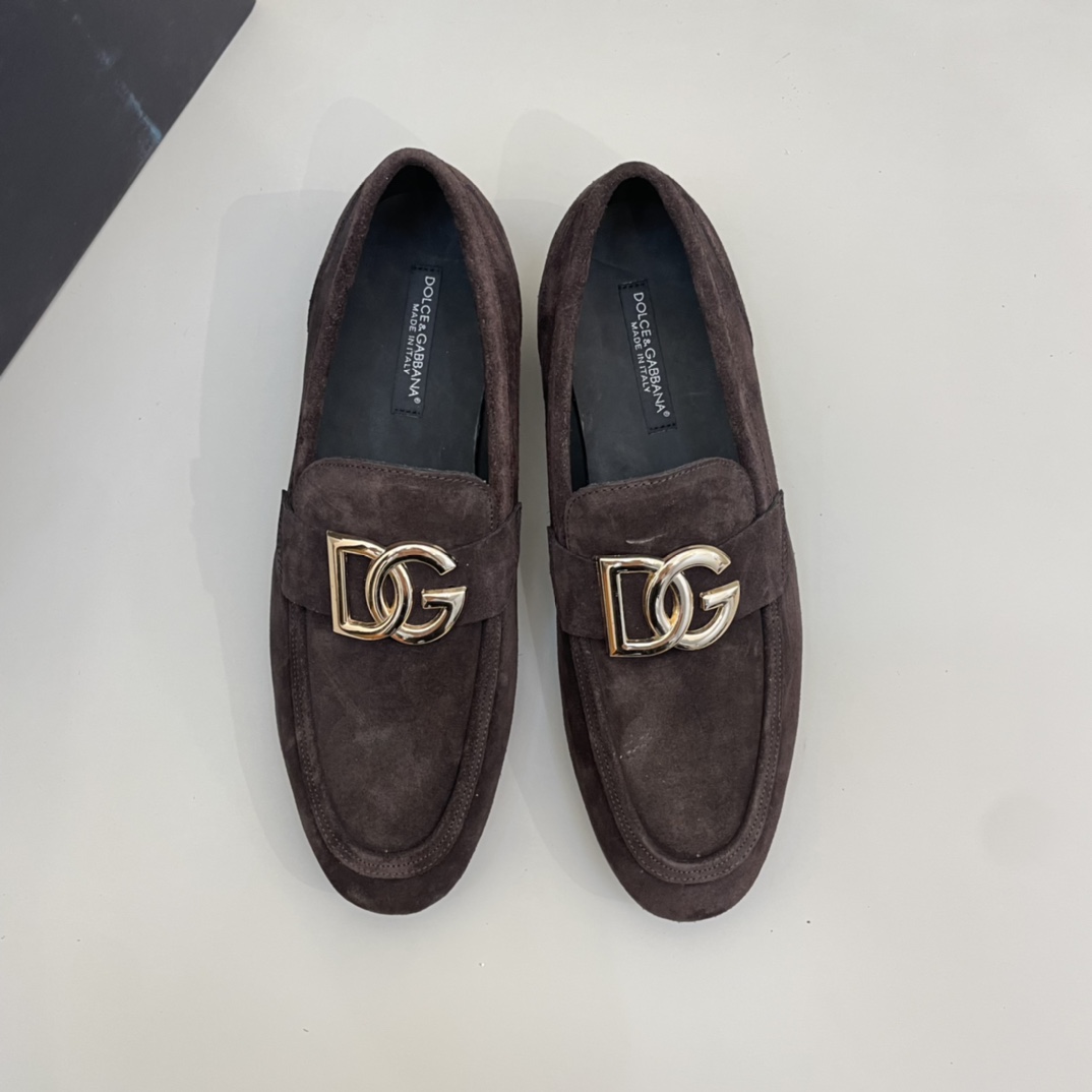 Precio de venta: P220 Forro completo de piel de vacunoMarca: DG* "Dolce & Gabbana*" Zapatos de pielT