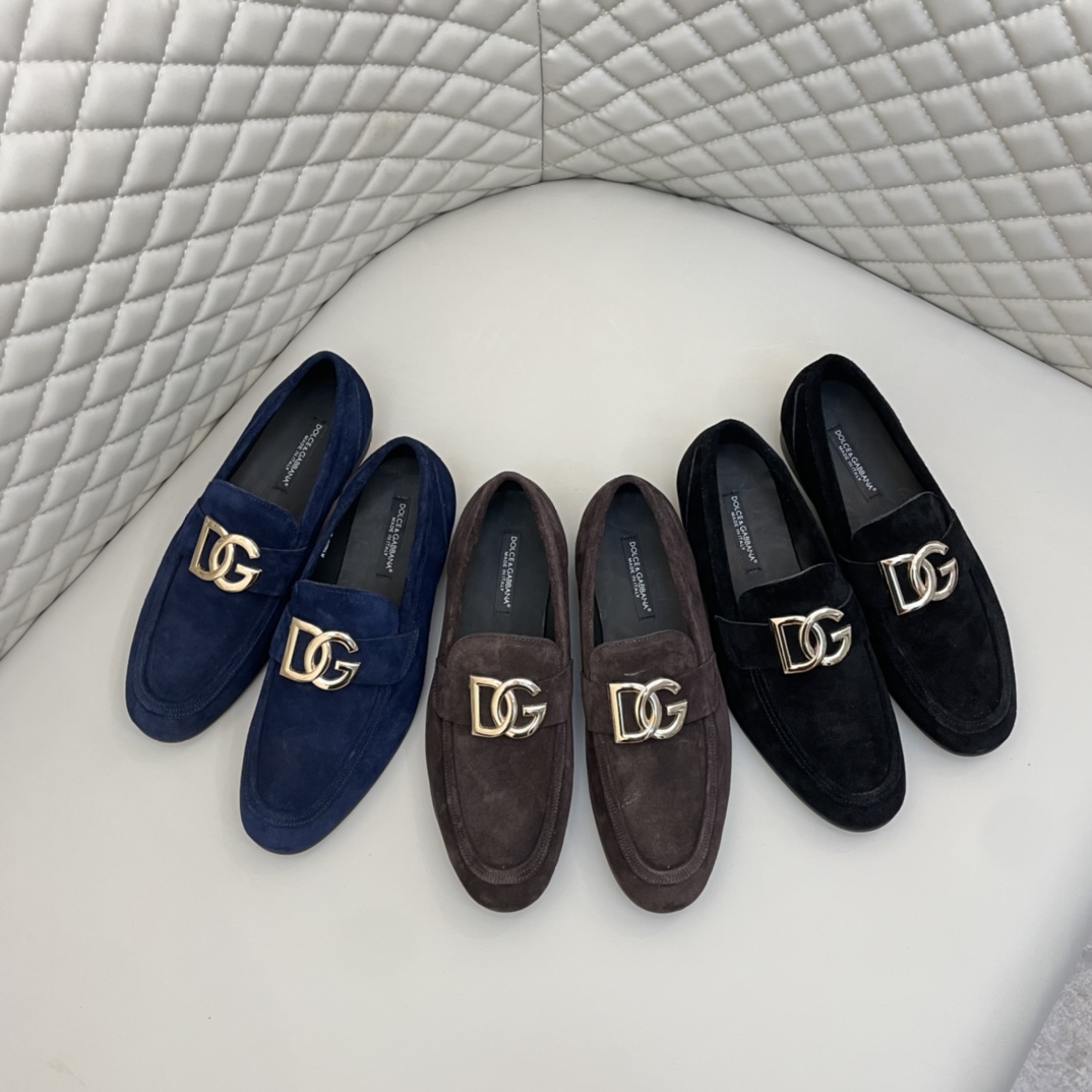 Precio de venta: P220 Forro completo de piel de vacunoMarca: DG* "Dolce & Gabbana*" Zapatos de pielT