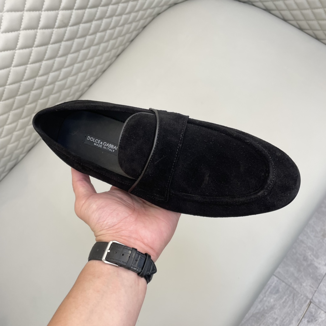 Precio de venta: P220 Forro completo de piel de vacunoMarca: DG* "Dolce & Gabbana*" Zapatos de pielT