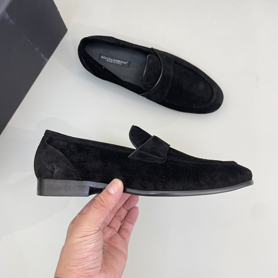 Precio de venta: P220 Forro completo de piel de vacunoMarca: DG* 