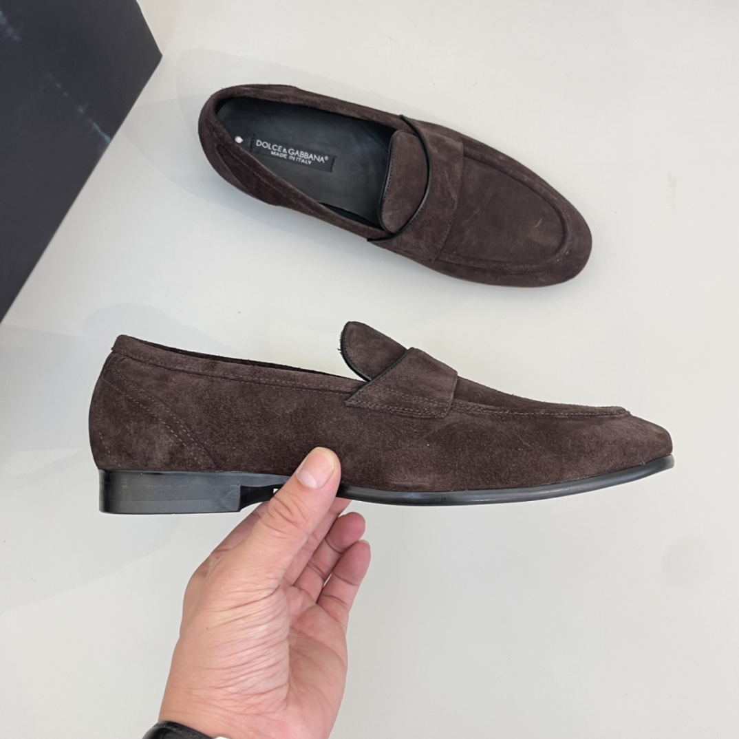 Precio de venta: P220 Forro completo de piel de vacunoMarca: DG* 