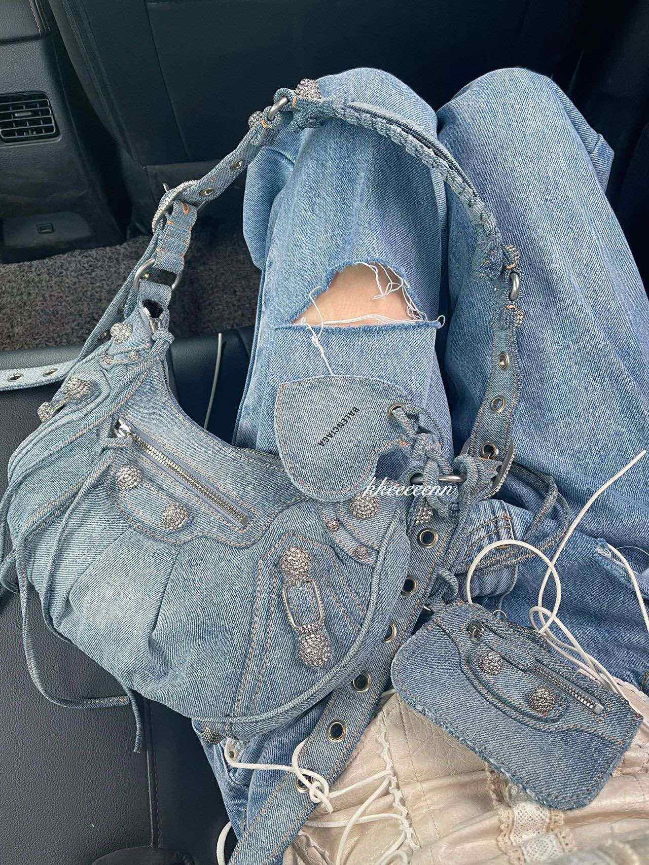 Balenciaga Sweet must-have denim armpit size S moon bag